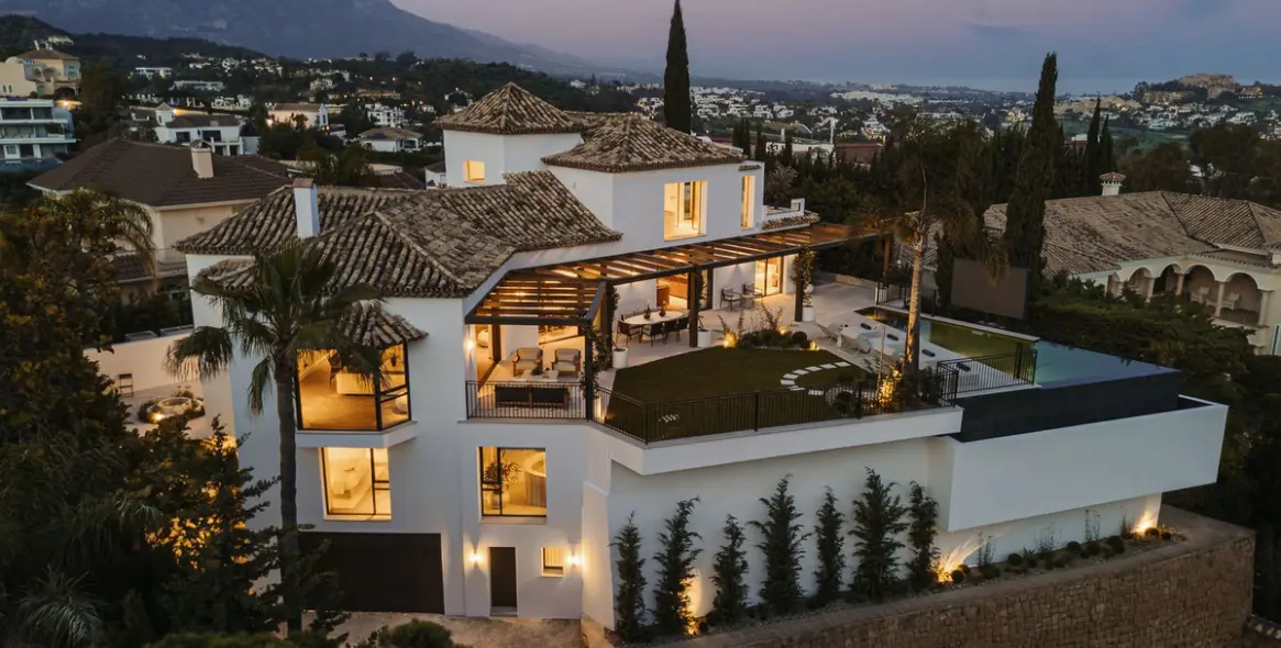 Venta de villa independiente en Benahavís 1