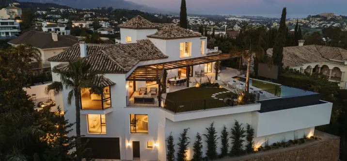 Venta de villa independiente en Benahavís 0