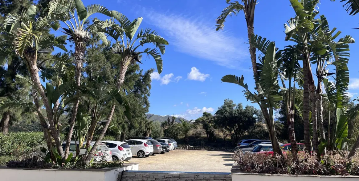 Long-term rent of middle floor apartment in Estepona 8