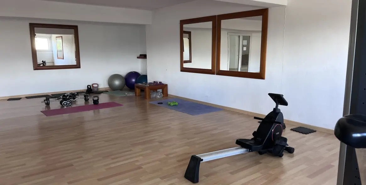 Long-term rent of middle floor apartment in Estepona 26