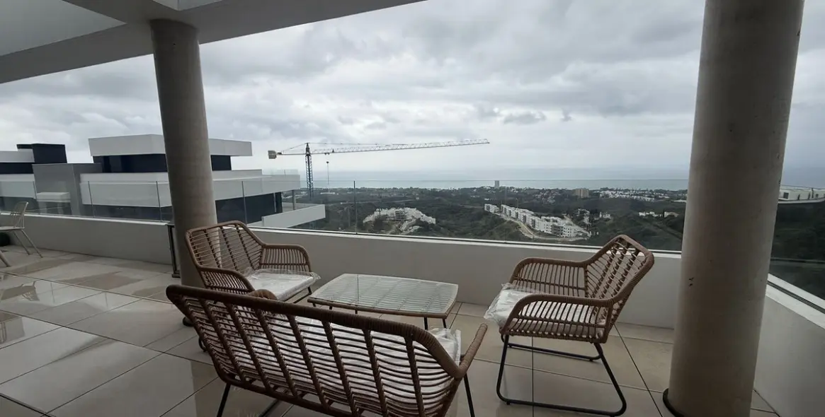 Long-term rent of middle floor apartment in Marbella 10
