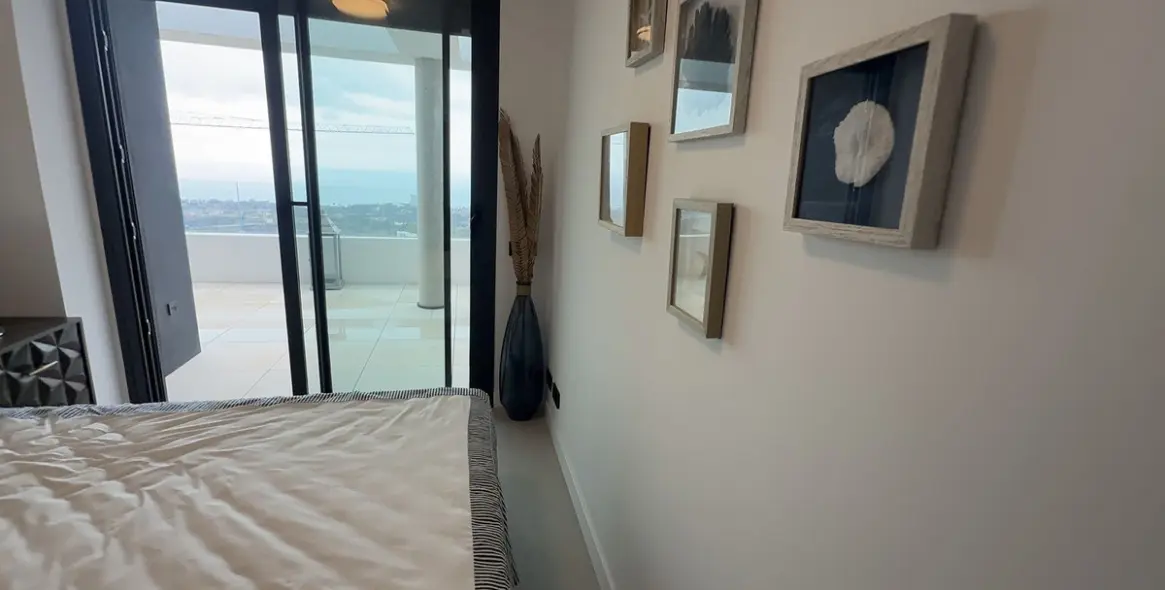 Long-term rent of middle floor apartment in Marbella 23