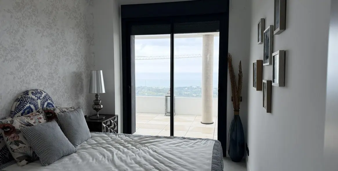 Long-term rent of middle floor apartment in Marbella 28