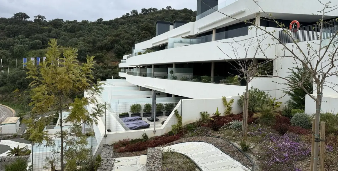 Long-term rent of middle floor apartment in Marbella 38