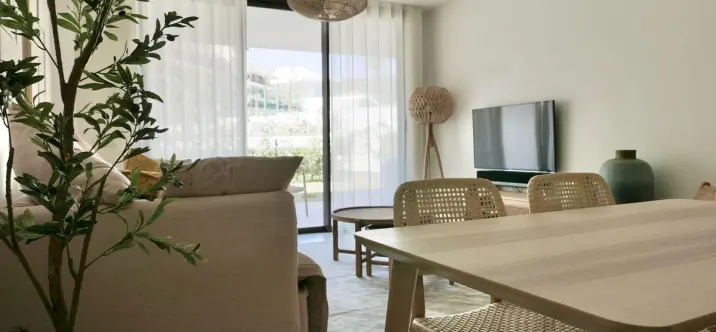 Alquiler a largo plazo de apartamento en planta baja en Fuengirola 4