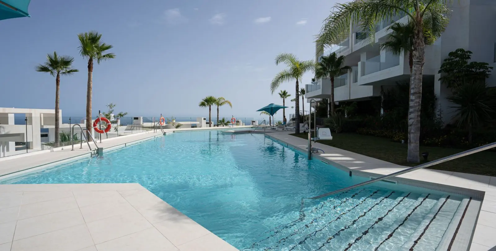 Долгосрочная аренда апартаментов на среднем этаже в Marbella 26