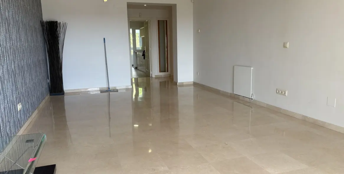 Продажа апартаментов на среднем этаже в La Quinta 6