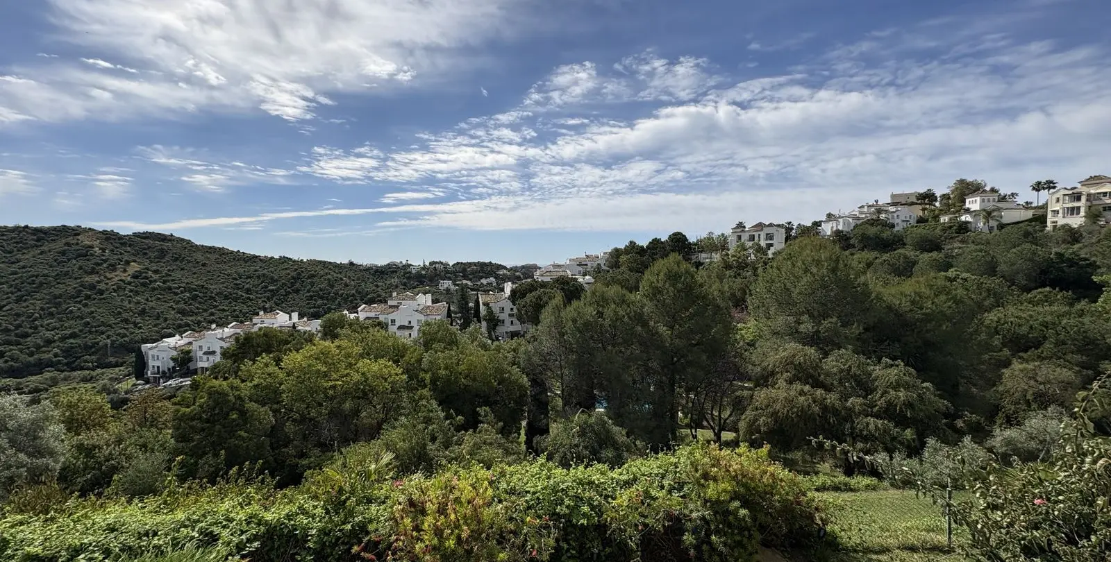 Sale of middle floor apartment in La Quinta 2