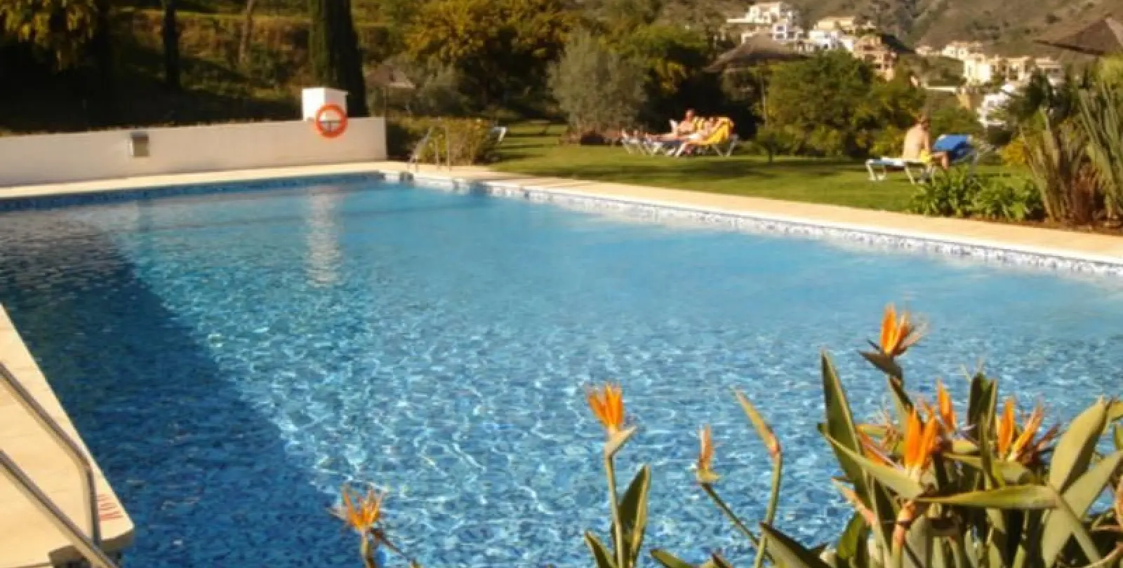 Sale of middle floor apartment in La Quinta 4
