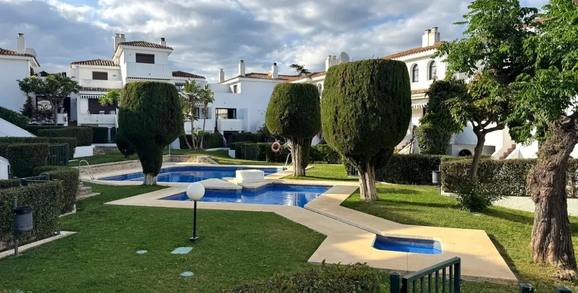 Venta de adosado en New Golden Mile 7