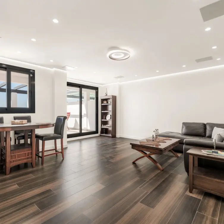 Sale of penthouse duplex in Estepona