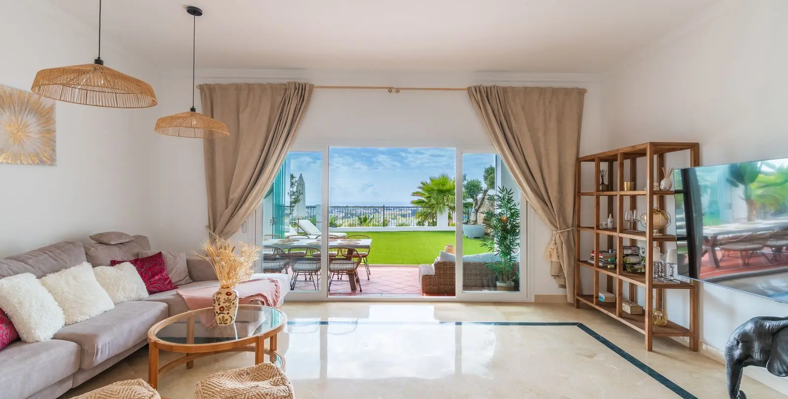 Long-term rent of ground floor apartment in Benahavís 3