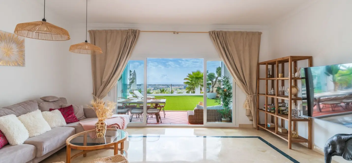 Long-term rent of ground floor apartment in Benahavís 2