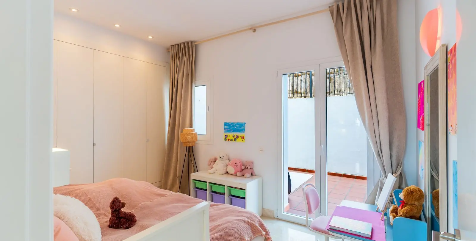 Long-term rent of ground floor apartment in Benahavís 11