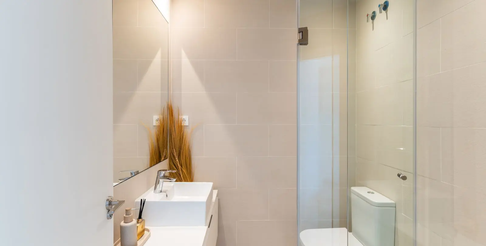 Long-term rent of ground floor apartment in Benahavís 13