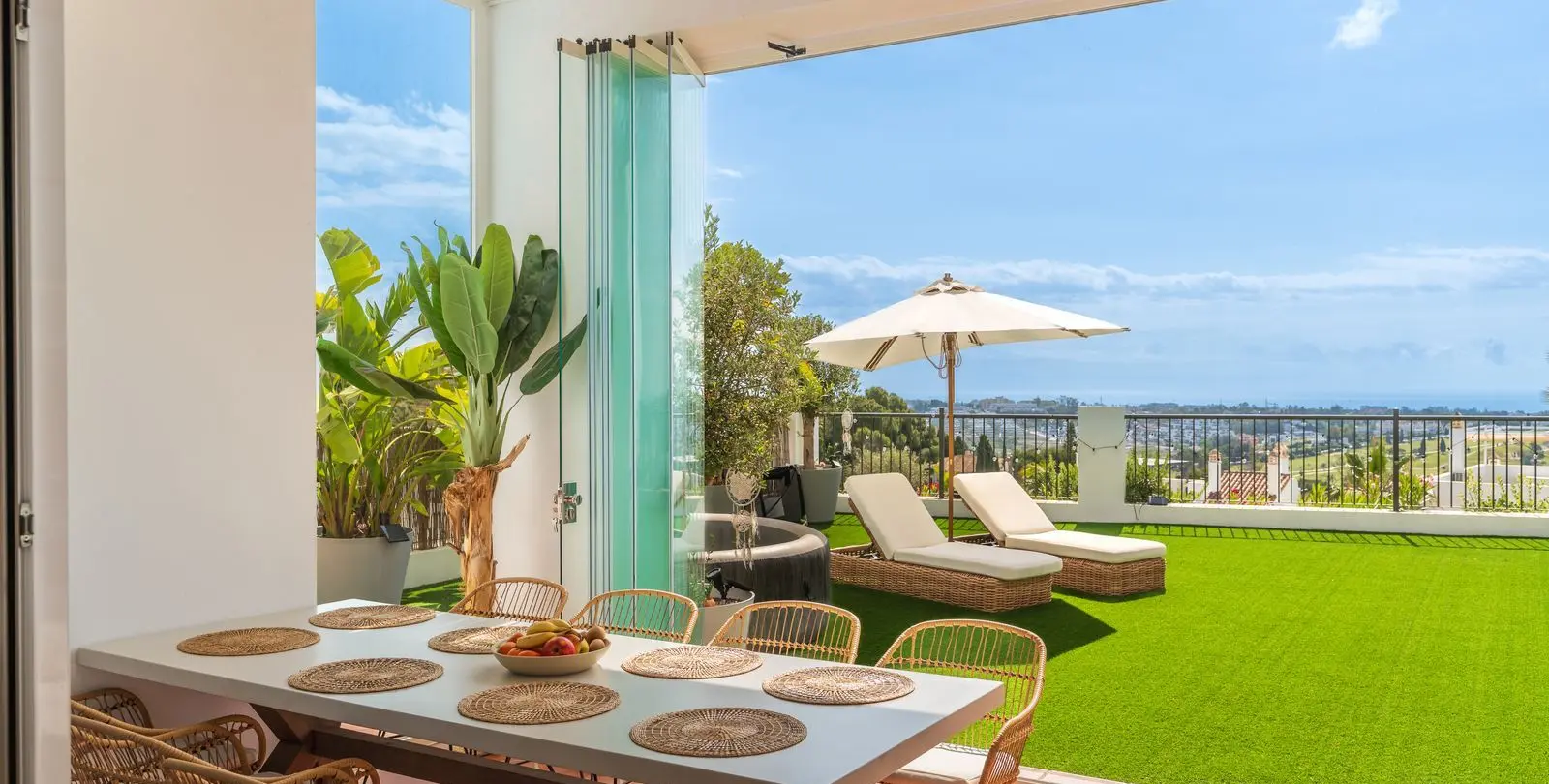 Long-term rent of ground floor apartment in Benahavís 16