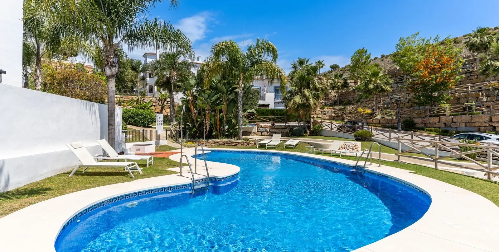 Long-term rent of ground floor apartment in Benahavís 33