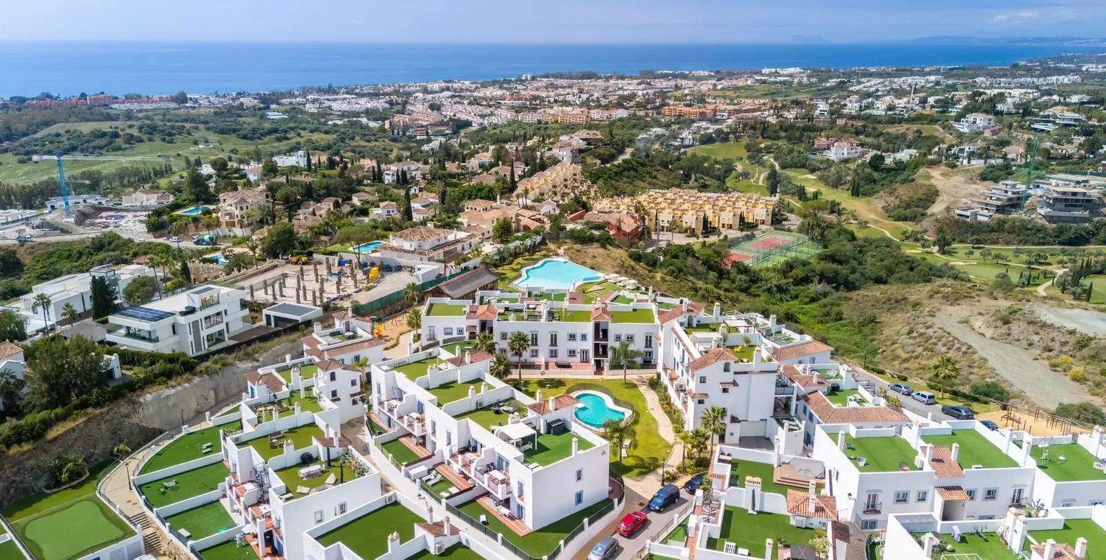 Long-term rent of ground floor apartment in Benahavís 39