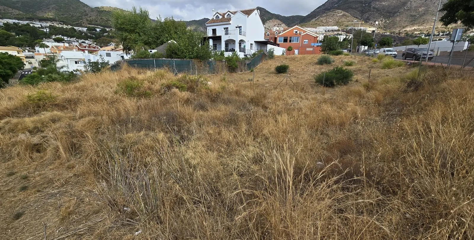 Продажа  жилого участка в Benalmadena 6