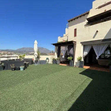 Venta de apartamento en planta baja en Casares Playa