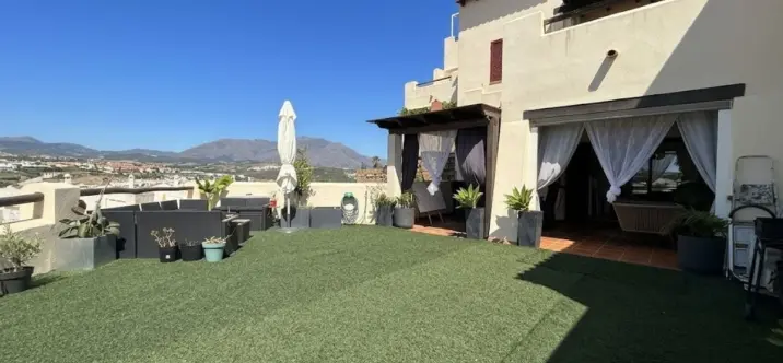 Venta de apartamento en planta baja en Casares Playa 2