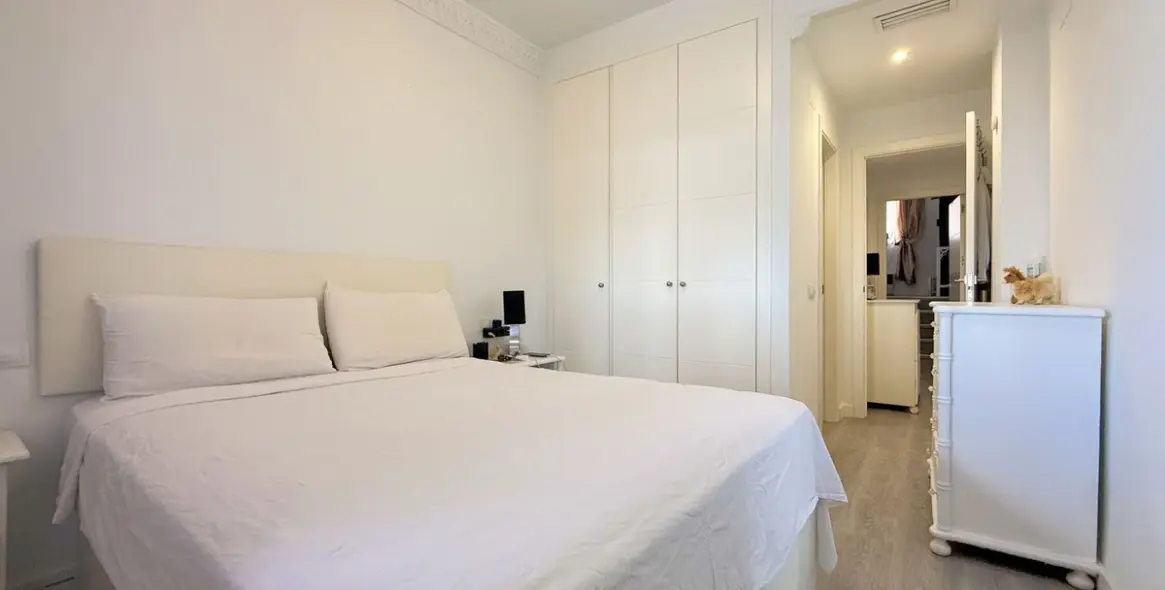 Sale of ground floor apartment in Casares Playa 15