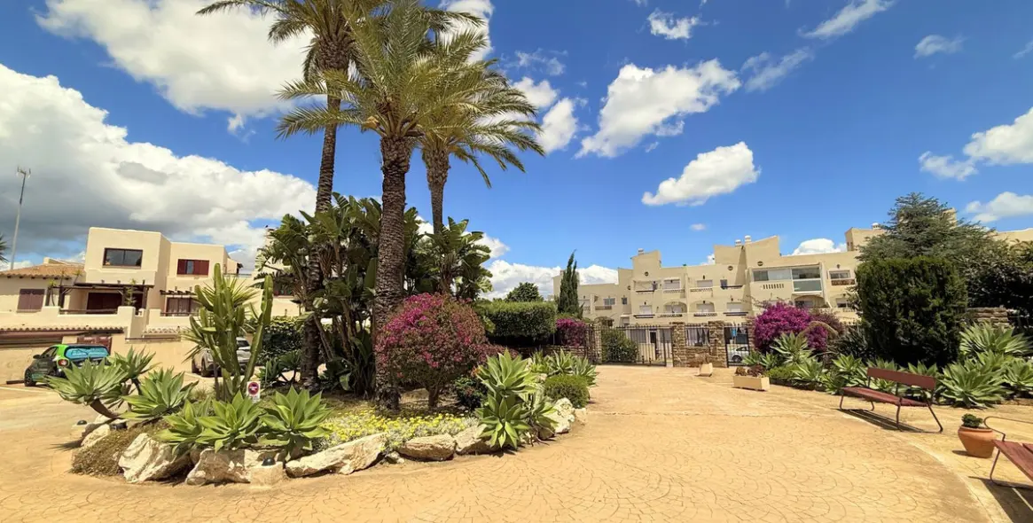 Sale of ground floor apartment in Casares Playa 29