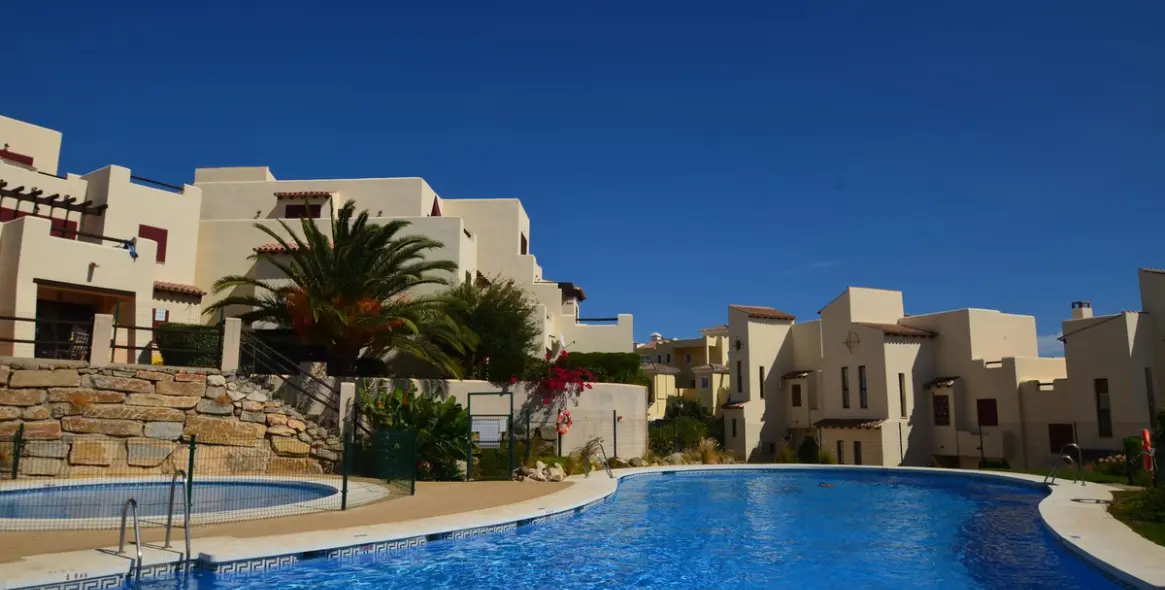 Sale of ground floor apartment in Casares Playa 31