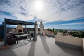 Image 6 thumb