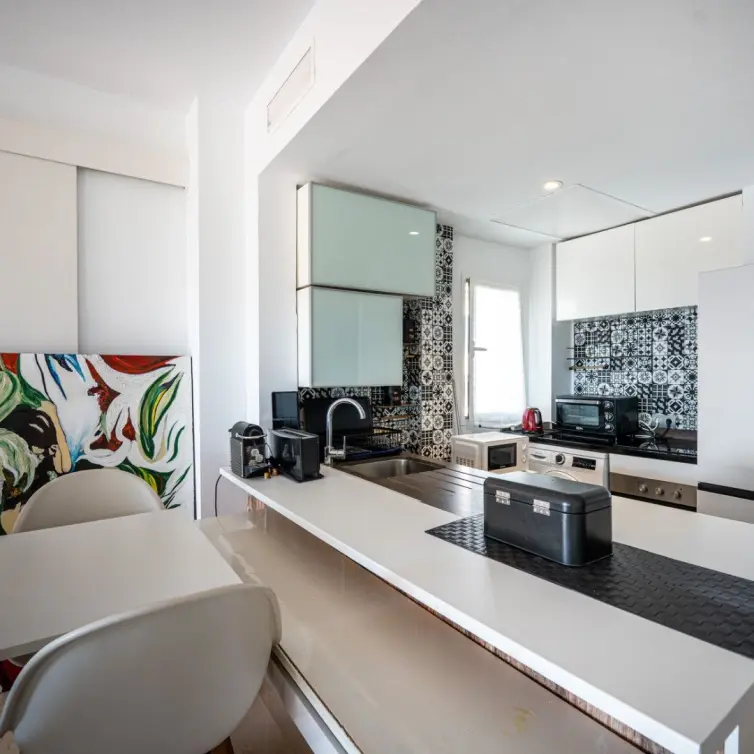 Sale of penthouse in Benahavís