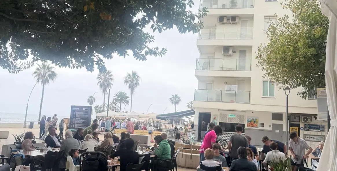 Sale of restaurant in Estepona 1
