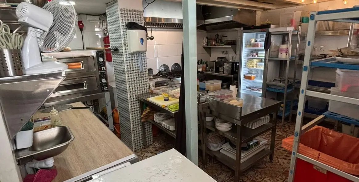 Sale of restaurant in Estepona 24