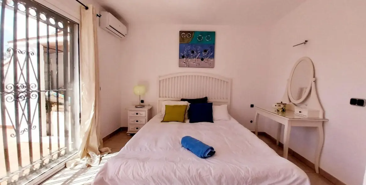 Продажа таунхауса в Mijas Costa 24