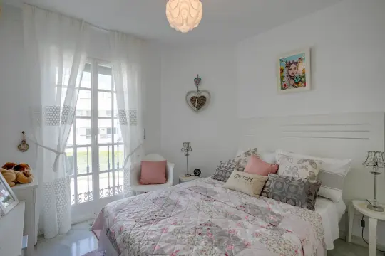 Image 8 thumb