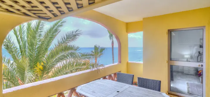 Sale of middle floor apartment in Mijas Costa 0