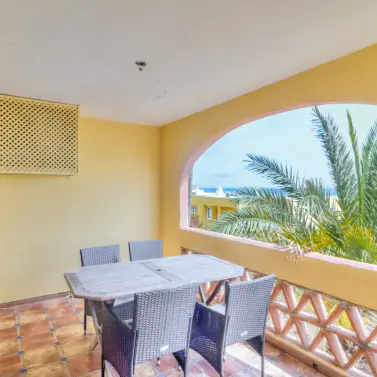 Sale of middle floor apartment in Mijas Costa