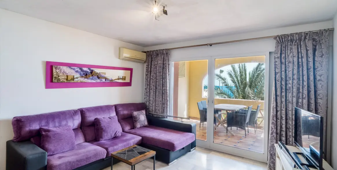 Venta de apartamento en planta media en Mijas Costa 3