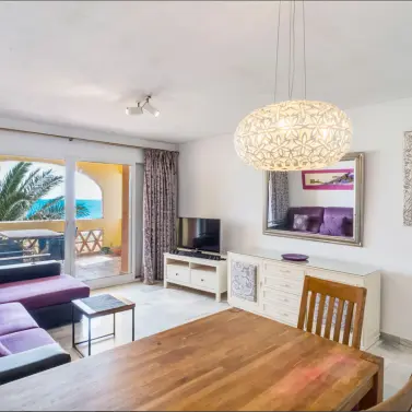 Sale of middle floor apartment in Mijas Costa