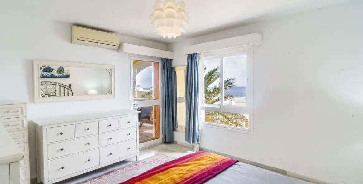 Venta de apartamento en planta media en Mijas Costa 10