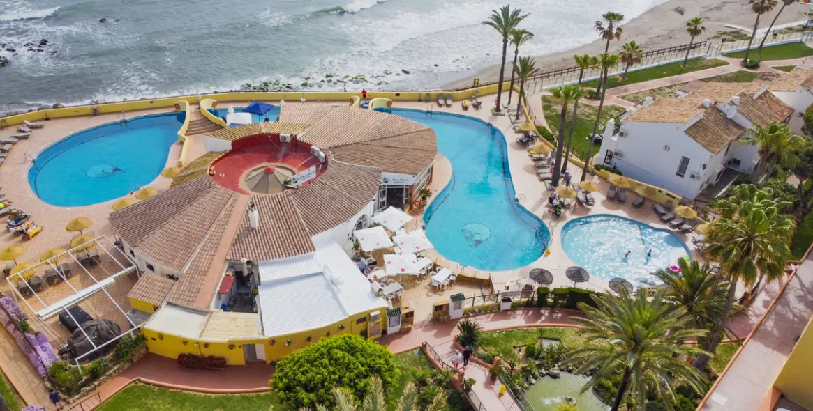 Venta de apartamento en planta media en Mijas Costa 19
