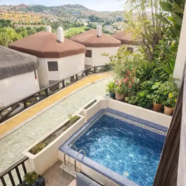 Sale of townhouse in Calahonda