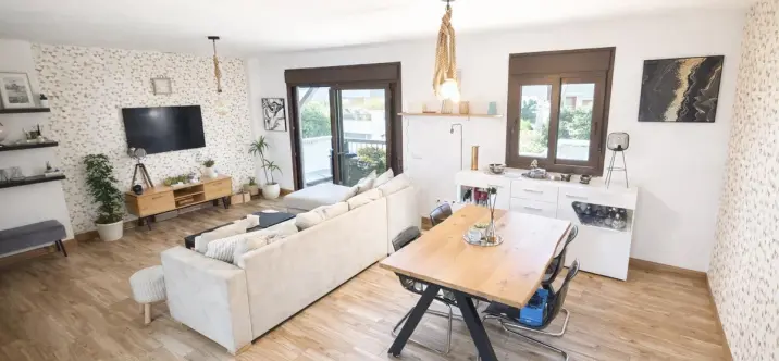 Sale of townhouse in Calahonda 3