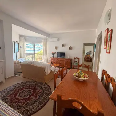 Sale of middle floor apartment in Marbella