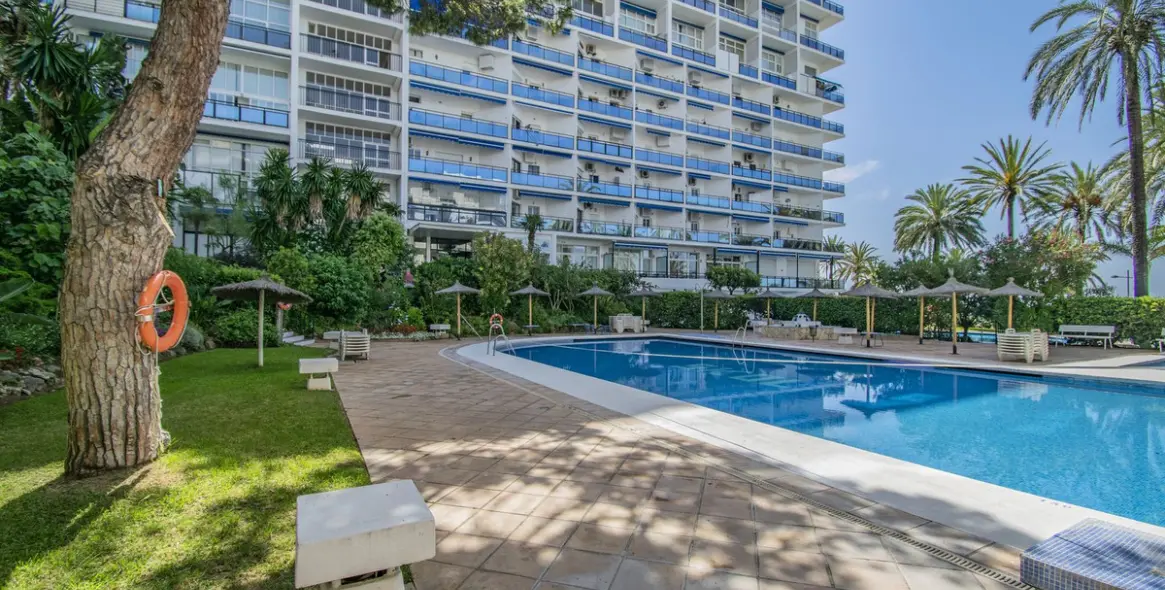 Sale of middle floor apartment in Marbella 4