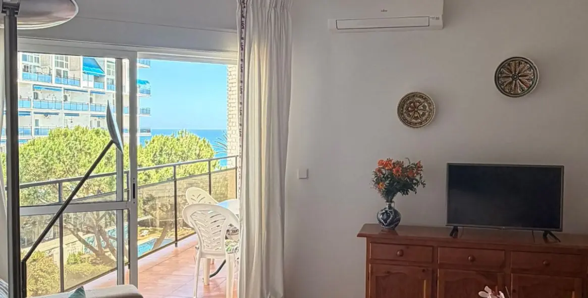 Sale of middle floor apartment in Marbella 10