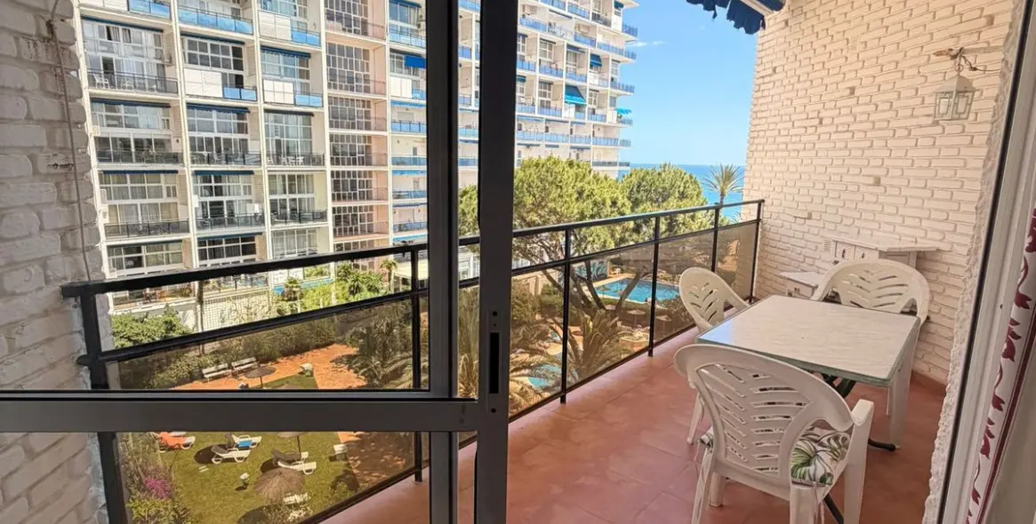 Sale of middle floor apartment in Marbella 15