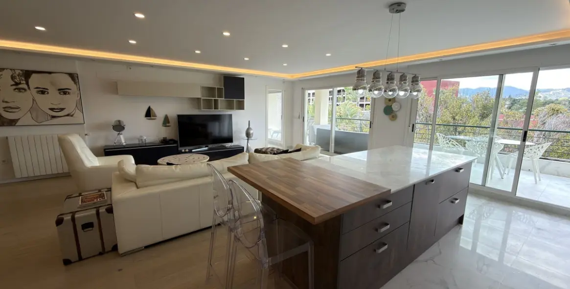 Sale of middle floor apartment in San Pedro de Alcántara 7