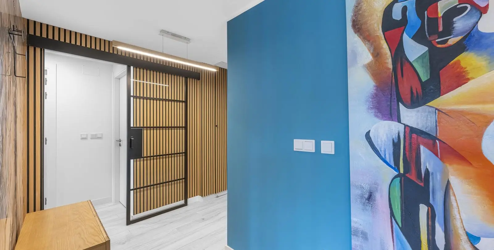 Sale of middle floor apartment in Benahavís 7