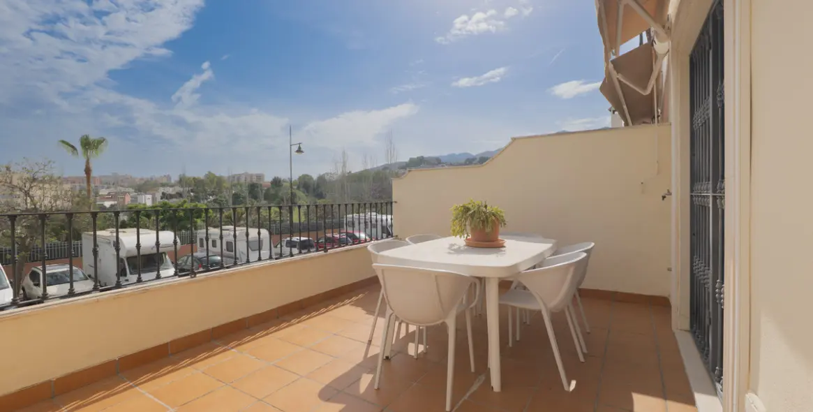 Sale of townhouse in Torremolinos 2