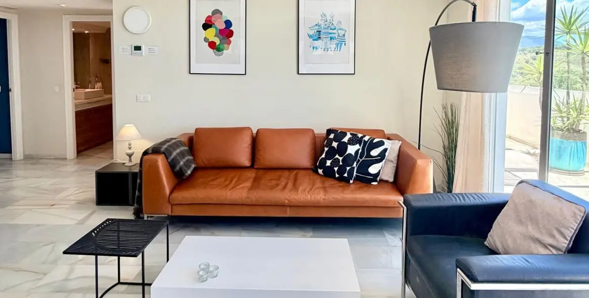 Venta de ático dúplex en Estepona 6